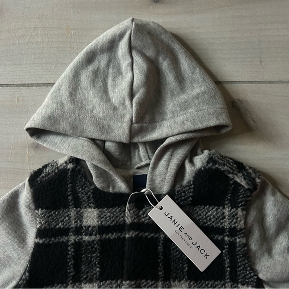 NWT Janie and Jack Black and Gray Fleece Checkered Sweatshirt Snap Front Jacket - Picture 3 of 5